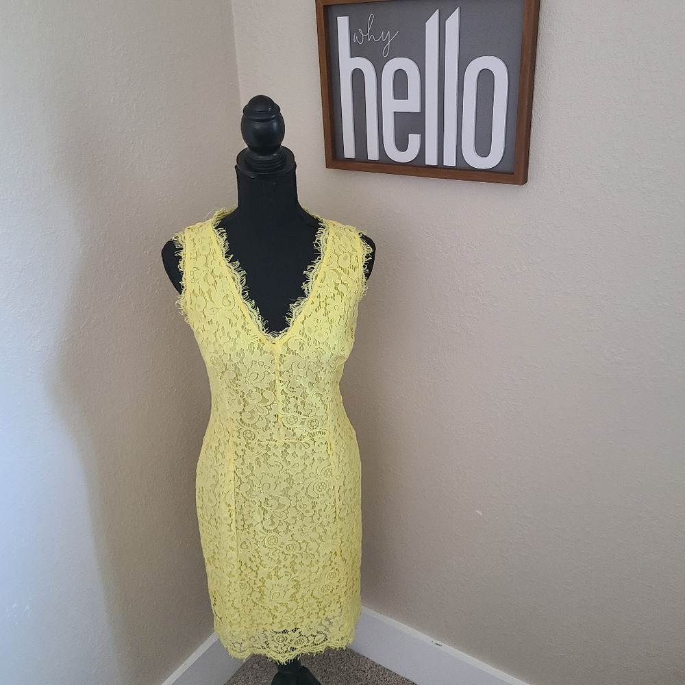 Women's H&M Yellow Lace Form Fitting Dress Size Small